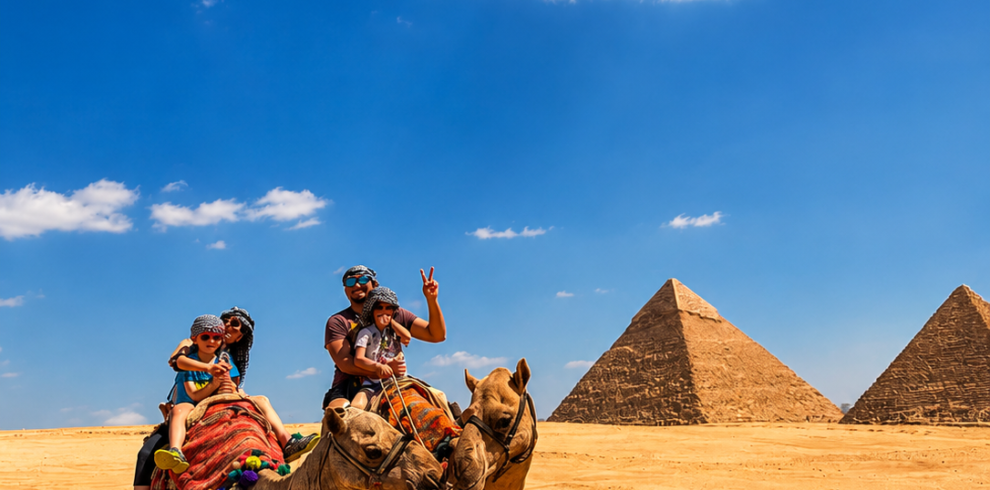 Private Sunrise Giza Pyramids Tour with Breakfast & Camel Ride